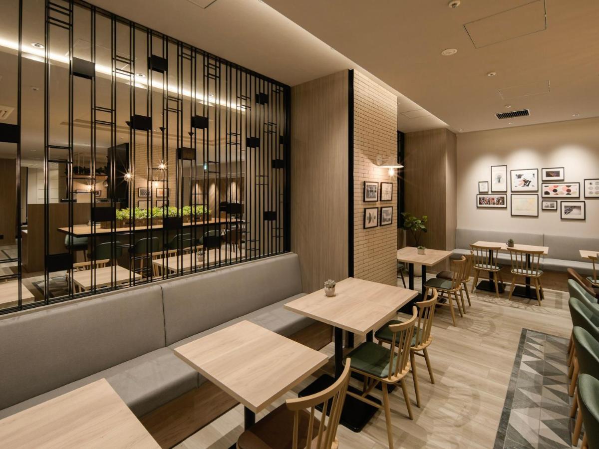 Super Premier Ikebukuro Natural Hot Spring 3* โตเกียว